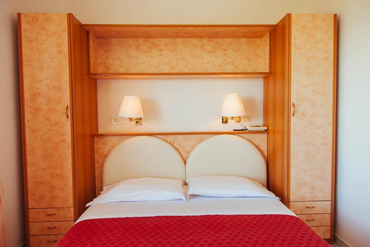 ואסטו Hotel Perrozzi חדר תמונה